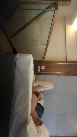 20210614,六年良家知名圈主,今天换妻活动到手的少妇,【山炮少妇猎手】,家中酒店两炮,喜欢吞精,良家气息浓郁,知性温柔 new<script src=